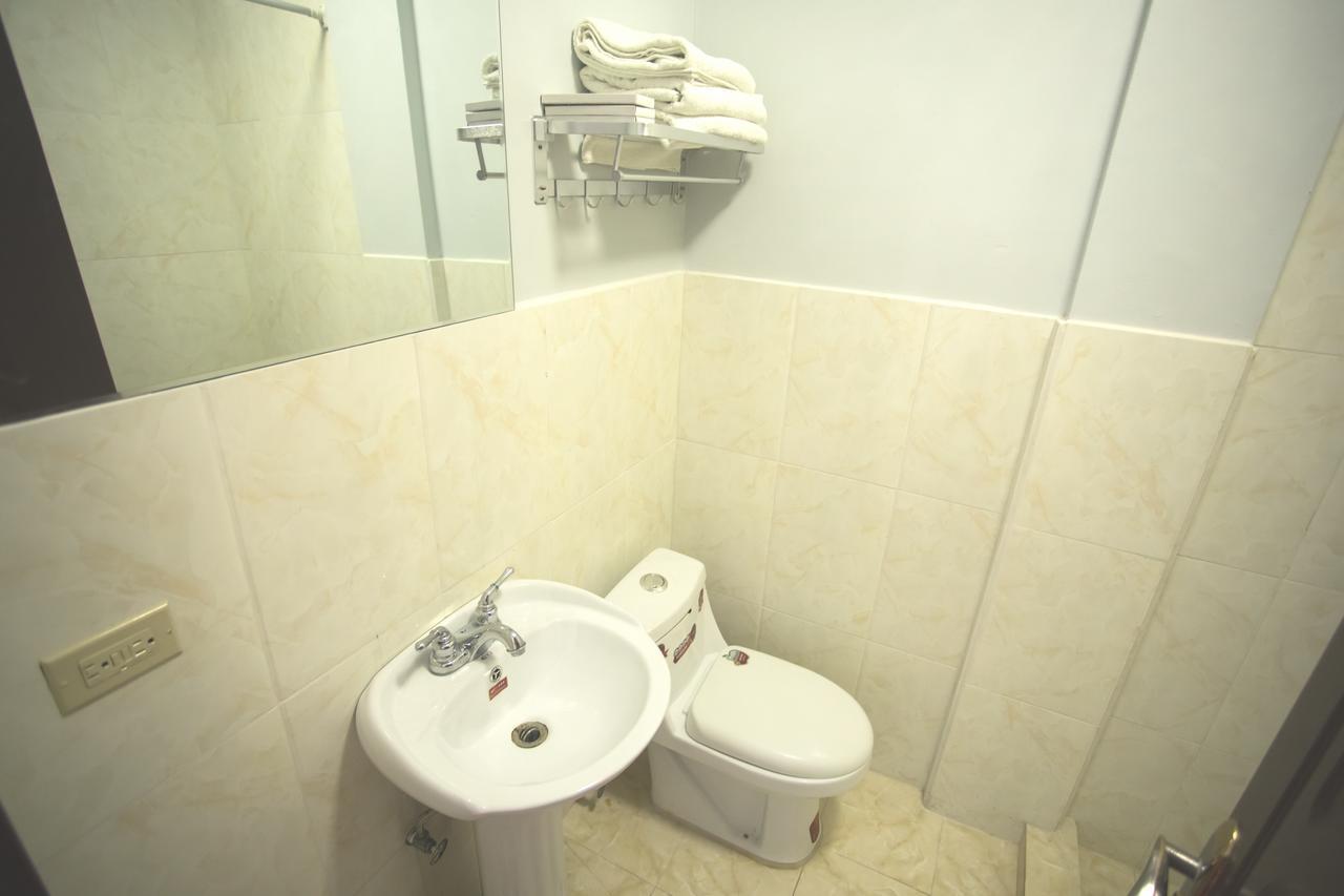 Pacific Islander Inn Garapan Dış mekan fotoğraf